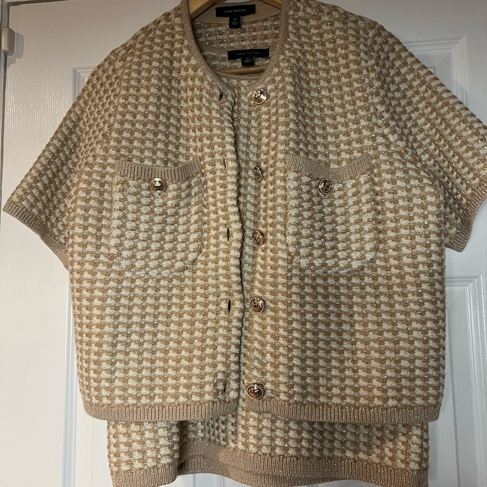 Ann Taylor Beige and Cream Textured Cardigan Set